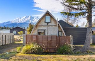 27B Kaha Street, Ohakune