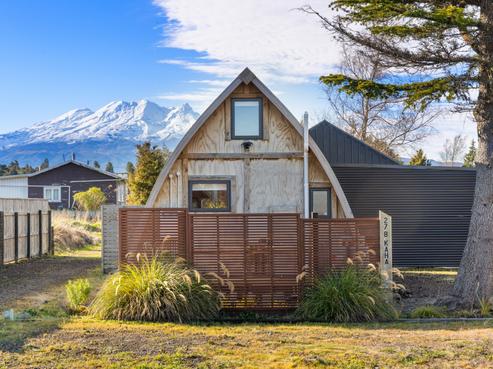 27B Kaha Street, Ohakune