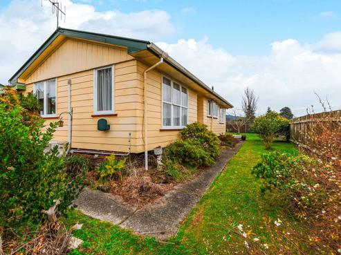 37 Te Takinga Street, Turangi