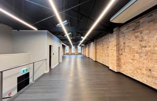 LOFTED CEILING STUDIO / OFFICE
