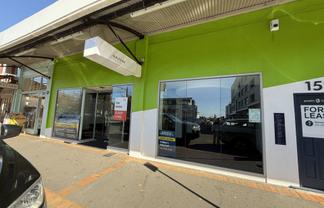 Large retail on Parnell Road