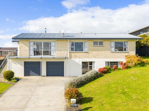 38 Russleigh Drive, Dinsdale