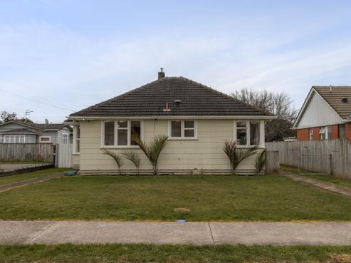 5 Clyde Street, Levin