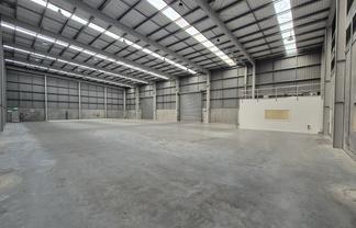 Unrivalled Industrial Warehouse at Dakota Park