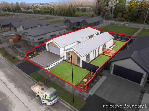 11 Twin Meadows Drive, Casebrook