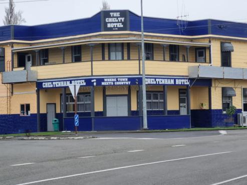 1469 Kimbolton Road, Cheltenham