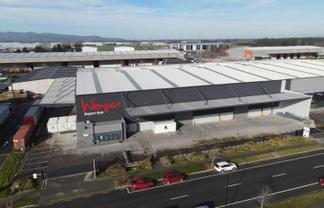 Modern High Stud Warehouse