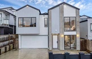 12 Greenstead Close, Flat Bush