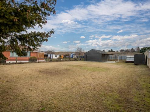13 Leask Street, Omakau