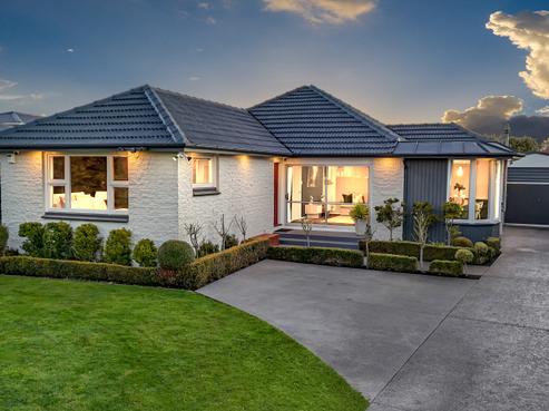 25 Vardon Crescent, Shirley