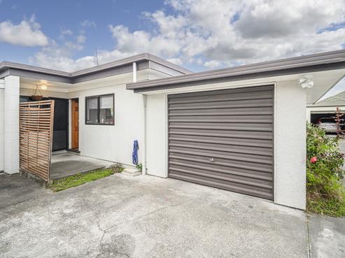 2/708 Terrace Road, Parkvale