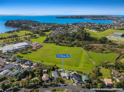 10 Rimu Road, Stanmore Bay