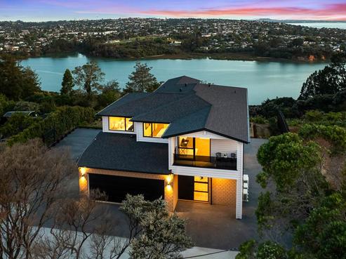 57 Upper Harbour Drive, Greenhithe