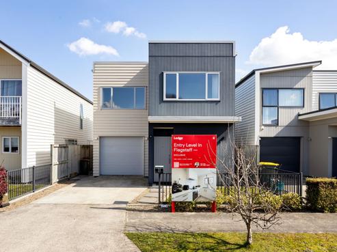 11 Anna Jean Crescent, Flagstaff