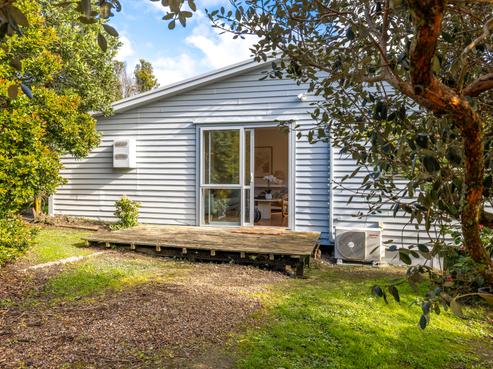 6 Eden Terrace, Onetangi