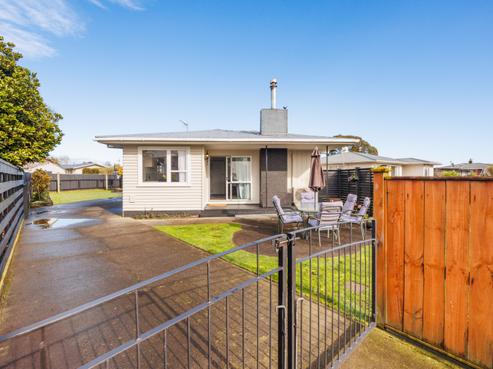 56 Karamea Crescent, Kelvin Grove