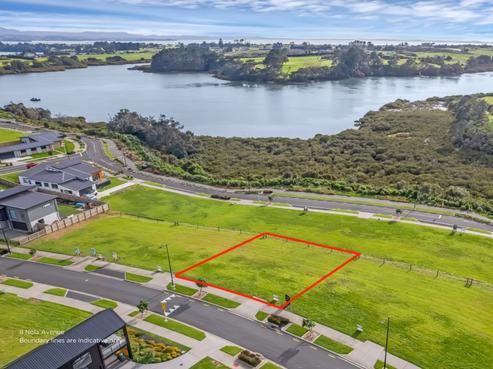 8 Nola Avenue, Glenbrook