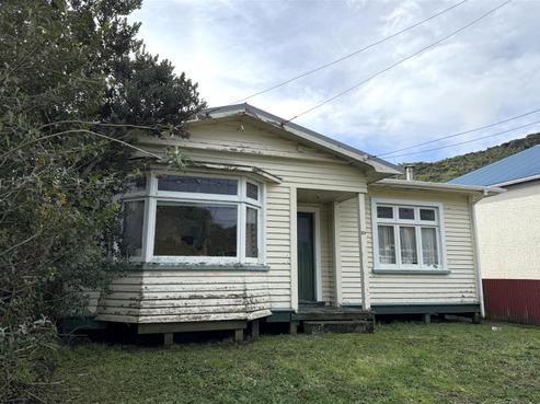 29 Murray Street, Greymouth