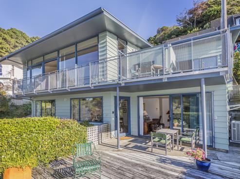 74 Falkirk Avenue, Seatoun