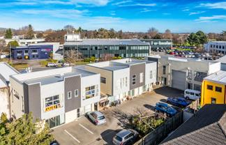 9 Hands Road, Middleton