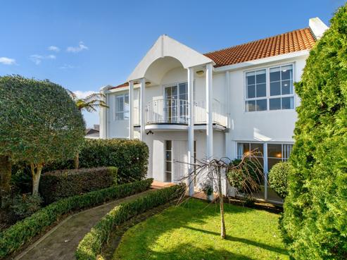 7/38 Percival Avenue, Matua