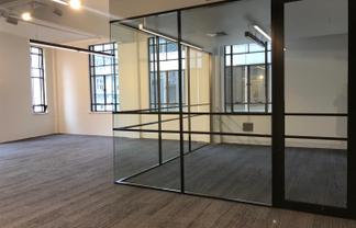 Light-Filled Space With Flexibility