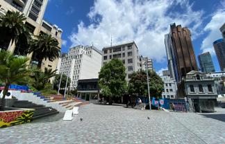 Light and Bright Small Business Office