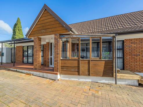 1/11 Smale Street, Point Chevalier