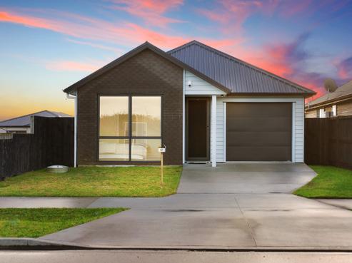 87 McLarin Road, Glenbrook