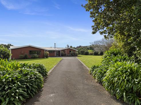 6 Byron Place, Whalers Gate