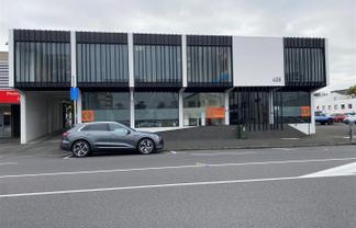 Modern Stylish Offices With Great Natural Light