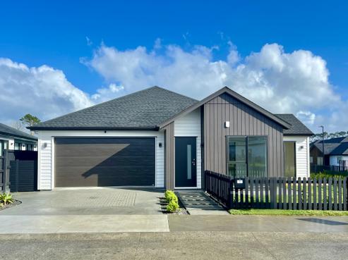 13 Tipu Crescent, Wainui