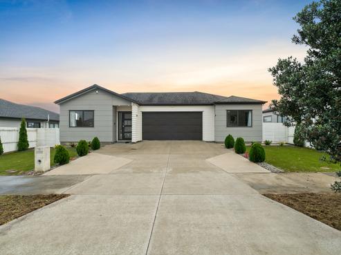 10 Twin Parks Rise, Papakura