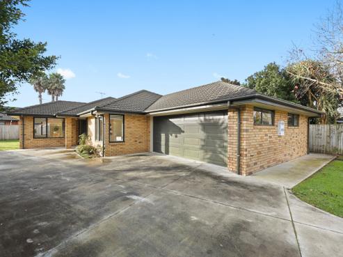 41 Ravenscourt Place, Huntington