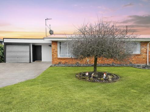10 Hibiscus Avenue, Hamilton Lake