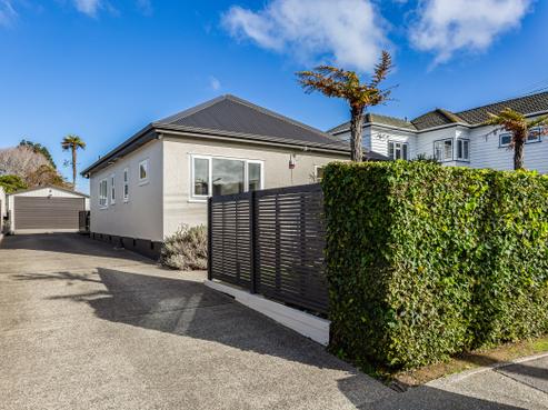 11 Hathaway Avenue, Boulcott