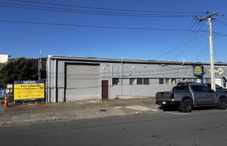 Quality warehouse on Port Road!