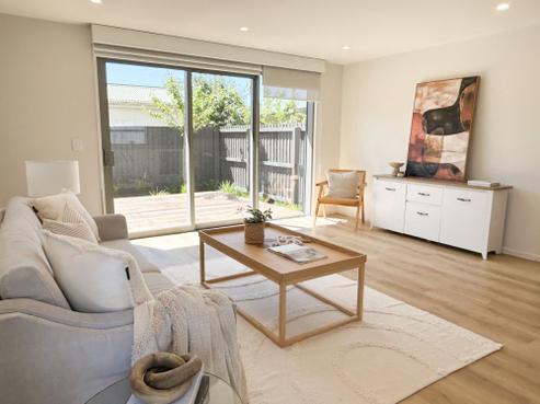 2/6 Strauss Place, Somerfield