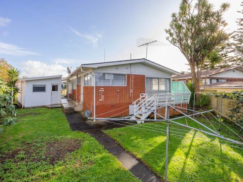 2/9 Fencible Place, Otahuhu