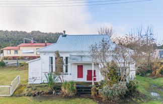 37 Thames Street, Ohakune
