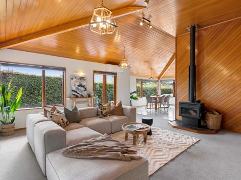 91 Verbena Road, Birkdale