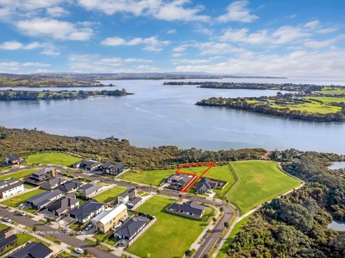 71 Tahuna Minhinnick Drive, Glenbrook