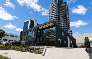 High-Profile Retail  in Takapuna