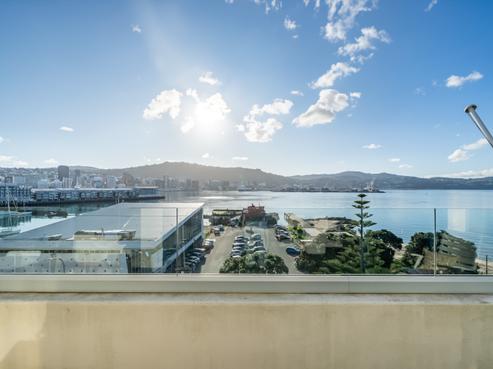 4/154 Oriental Parade, Oriental Bay