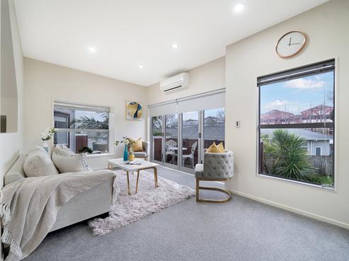 76N Edmonton Road, Henderson