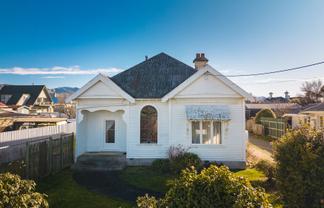 12 Harris Street, Waimate