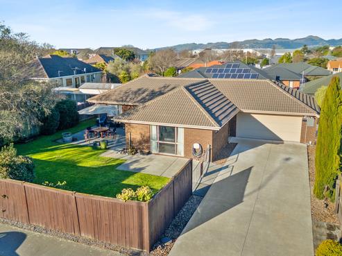 19 Springs Road, Hornby