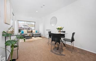 20C/30 Westward Ho, Glen Eden