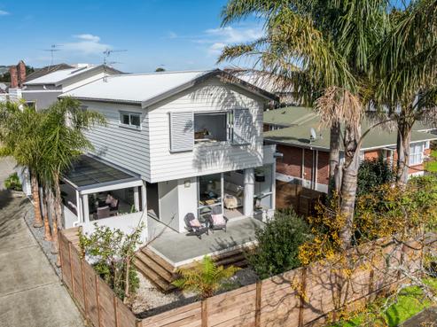 14B Blair Avenue, Pukekohe