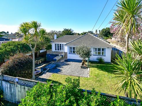 1/27 Prictor Street, Papakura